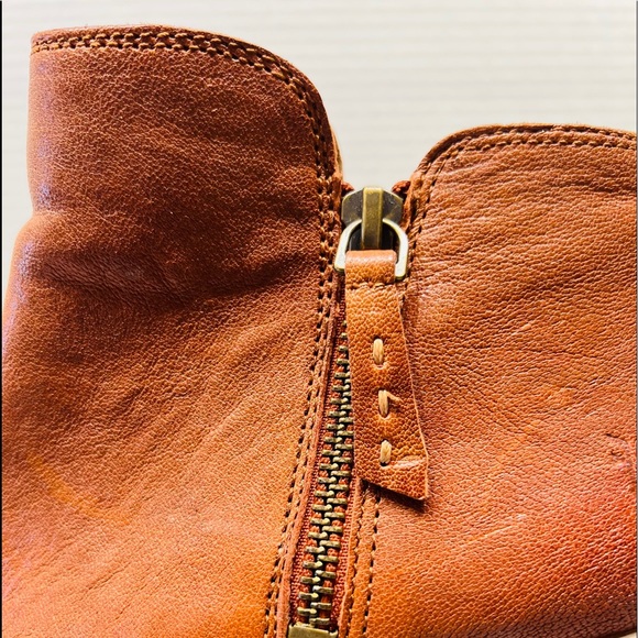 FRYE Ankle Booties Leather upper and inside good preloved condition size 7 M - Picture 7 of 16